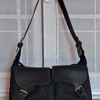 Borsa piccola nera.