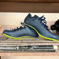 Scarpe corsa chiodate atletica