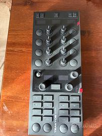 TRAKTOR KONTROL X1 MK3