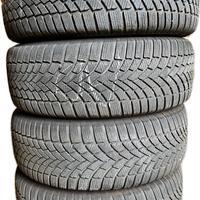 4 gomme invernali 215/60 R16  BRIDG. BLIZZAK LM005