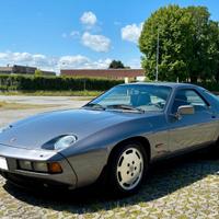 PORSCHE 928S