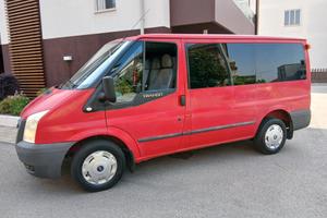Ford Transit 2.2 Cdti 9 posti pronta consegna