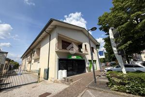 3 LOCALI A VEDELAGO