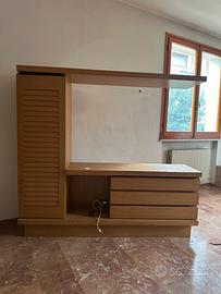 Mobile in legno