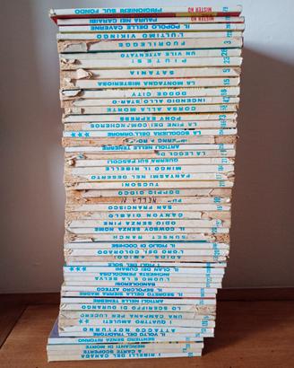 Lotto 49 Fumetti Bonelli: Tex (45), Mister No (2),