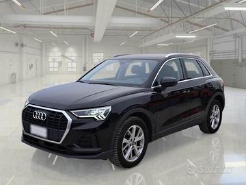 Audi Q3 35 2.0 tdi s-tronic
