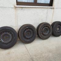 Set 4 pneumatici invernali YOKOHAMA R14