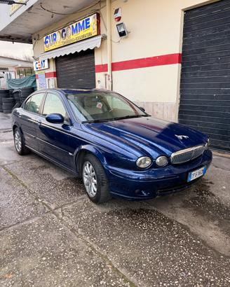 Jaguar X-Type