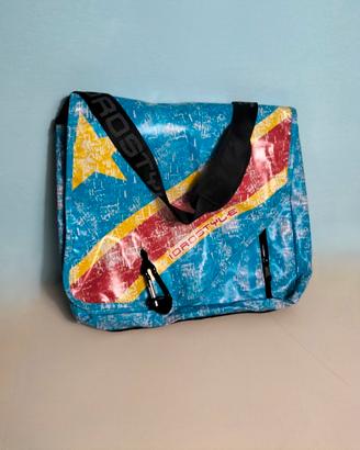 Borsa  per Notebook con tracolla in poliuretano 