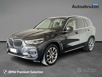 BMW X5 xdrive30d mhev 48V xLine auto