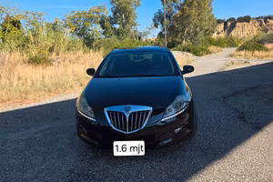 Lancia Delta 1.6 MJT DPF Platino