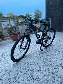 Bicicletta Rockrider st100