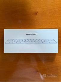 Apple Magic Keyboard – Lightning
