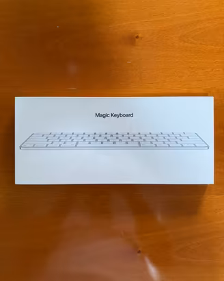 Apple Magic Keyboard – Lightning