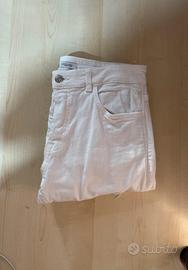 Pantalone bianco strappato Zara