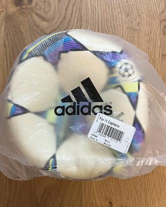 Adidas - Pallone da calcio UEFA Champions 2011-12