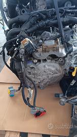 motore e cambio automatico p.5008 yho1 130 cv