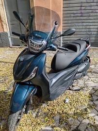 new beverly 300s