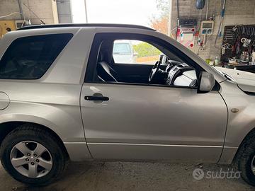 Suzuki  gran Vitara 1.9 ddis 3 porte