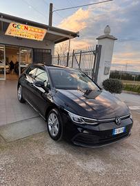 Volkswagen Golf 2.0 TDI SCR Style