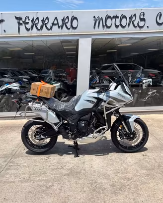 Zontes ZT 703 F My 26 Nuovo pronta consegna Tuo a 