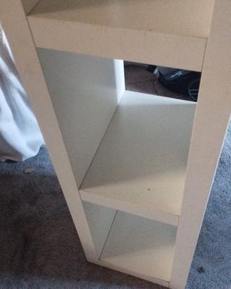 libreria colonna Ikea