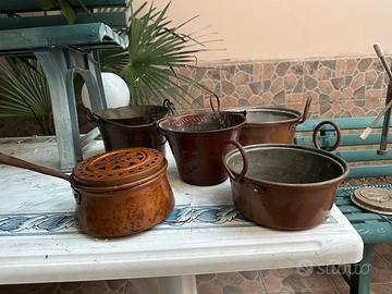 Scaldaletto e pentole in rame