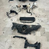 Parti di ricambio per renault clio 5