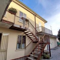 PORZIONE DI BIFAMILIARE A TEOLO