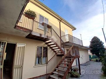 PORZIONE DI BIFAMILIARE A TEOLO