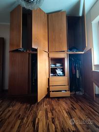 Cameretta con n. 2 letti singoli + scrivania