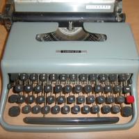 MACCHINA SCRIVERE OLIVETTI 22CON CHIOCCIOLA@