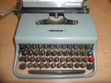 MACCHINA SCRIVERE OLIVETTI 22CON CHIOCCIOLA@