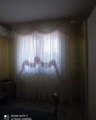tenda della sposa,in pizzo francese euro 300
