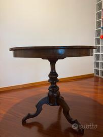 Tavolo sorrentino antico