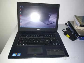 portatile Acer travelmate/i3/4gb/Windows 7 funzio 