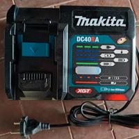 Caricabatterie MAKITA DC40A