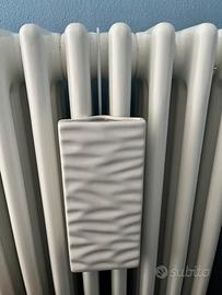 Umidificatore per termosifoni in ceramica bianca