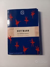 Lo schiaccianoci, Hoffmann