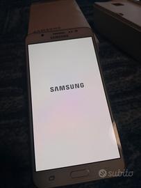 Samsung Galaxy J7⁶