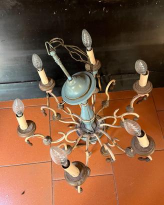 lampadario in ferro battuto