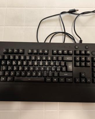 Tastiera + mouse con cavo Logitech
