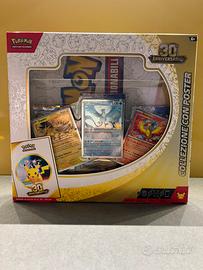 Pokemon collezione con poster 30th