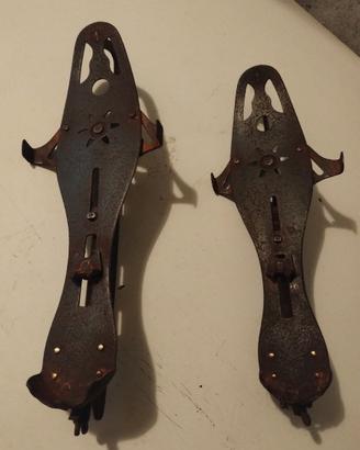 Pattini da ghiaccio di antiquariato.