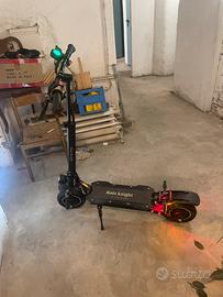 Monopattino elettrico- Halo Knight (T-104)