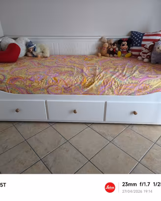 Letto divano/3 cassetti/2 materassi