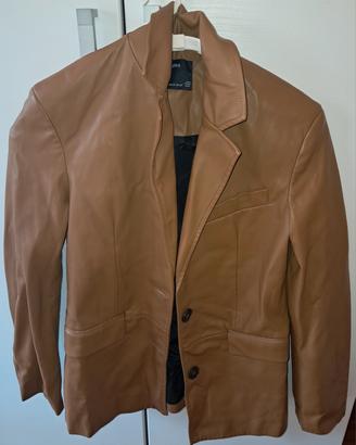 Giacca di pelle marroncina Bershka