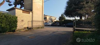 CAPANNONE A ROVELLASCA