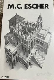 PUZZLE M. C. ESCHER “Salita e Discesa” 1000 pz