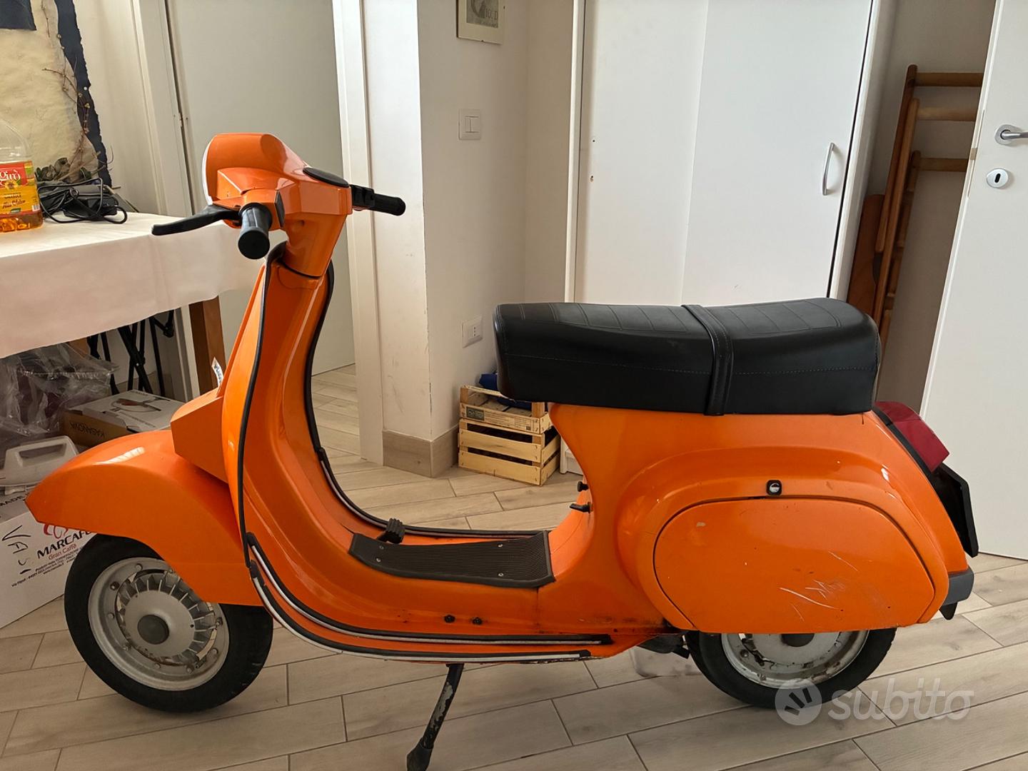 Piaggio Cercasi Scooter 50 Classic Vespa Scooters Vespa 1963